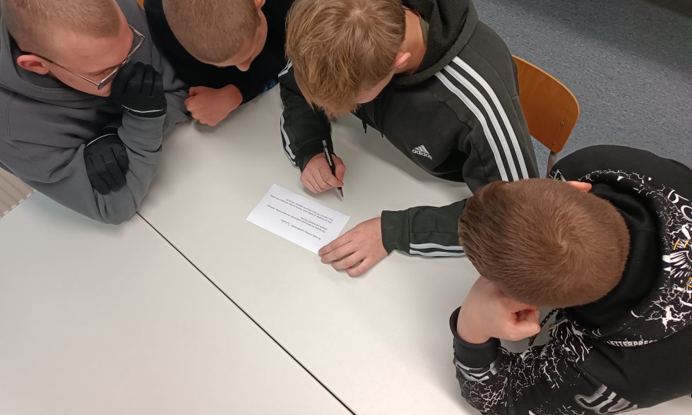 KALĖDINIS PROTMŪŠIS ŠIAULIŲ TECHNOLOGIJŲ MOKYMO CENTRO STATYBOS SKYRIUJE