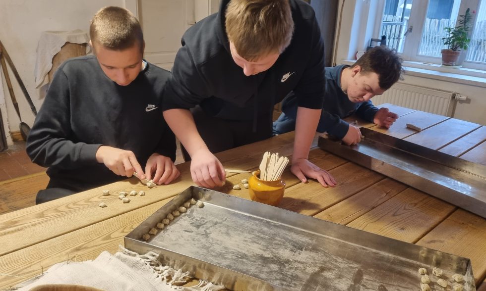 ADVENTINIO LAIKOTARPIO PRADŽIA