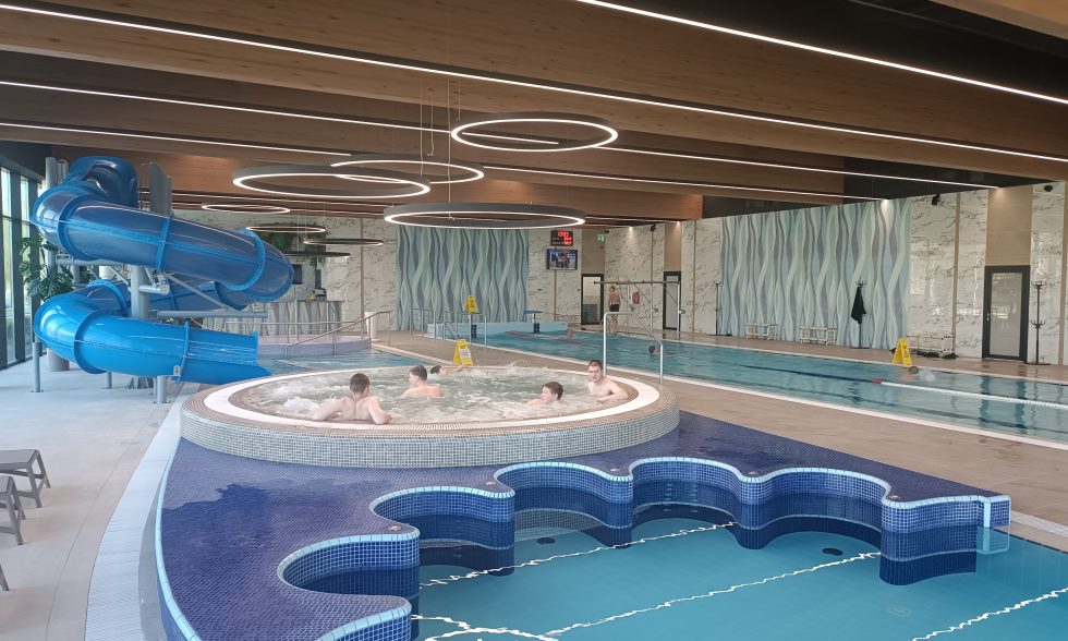 CENTRO MOKINIAI LANKĖSI AKMENĖS RAJONO SPORTO CENTRE