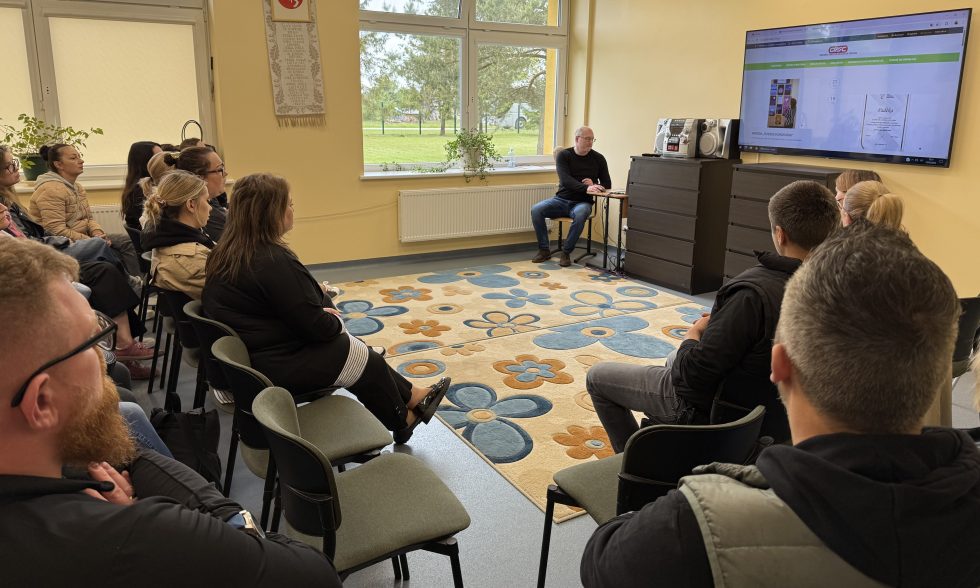 SVEČIAI IŠ LENKIJOS