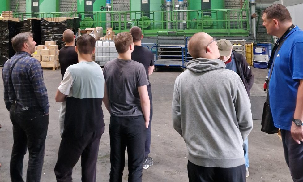 NETRADICINĖS PAMOKOS ŠIAULIŲ ĮMONĖSE