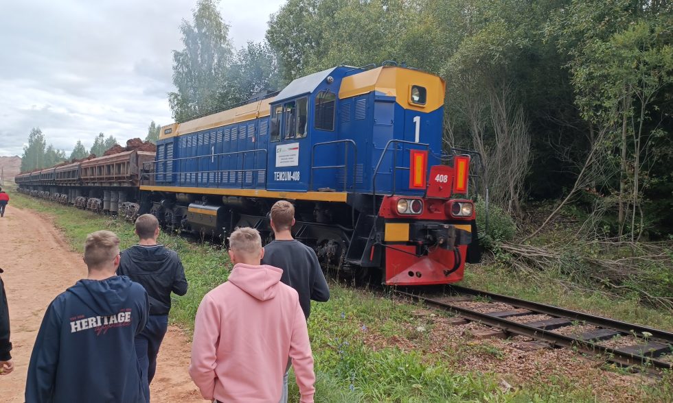 UGDYMO PROCESO ORGANIZAVIMAS KITOSE APLINKOSE.
