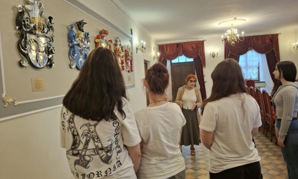 IŠVYKA Į RAUDONDVARIO PILĮ