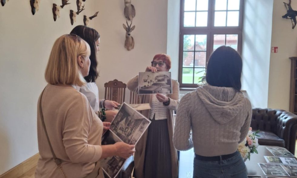 IŠVYKA Į RAUDONDVARIO PILĮ