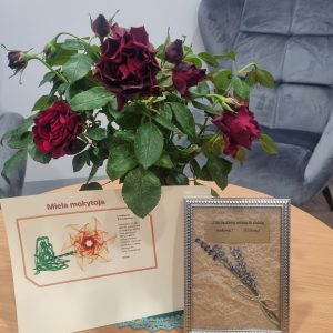 Popietė ,,Iš tylos ir žodžių – širdimi“