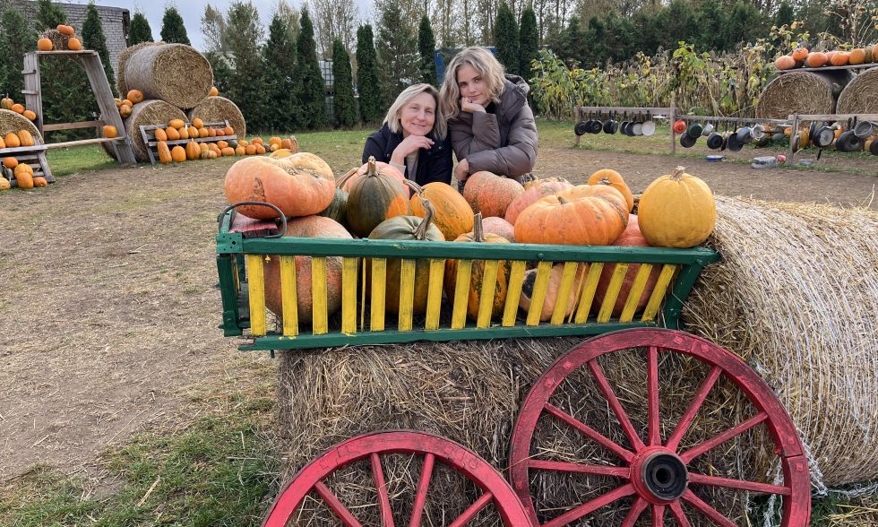 RUDENINĖ IŠVYKA Į DEXTERIO ŪKĮ