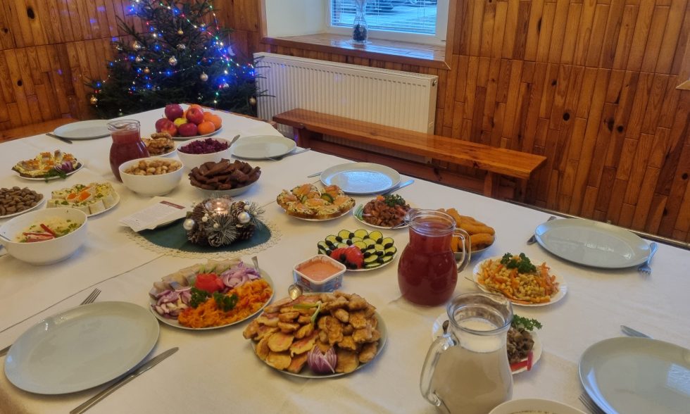 KŪČIŲ VAKARIENĖ CENTRO MOKINIAMS