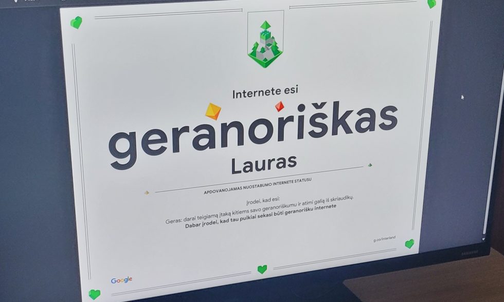 1000016974 Žaisdami mokėmės saugaus interneto