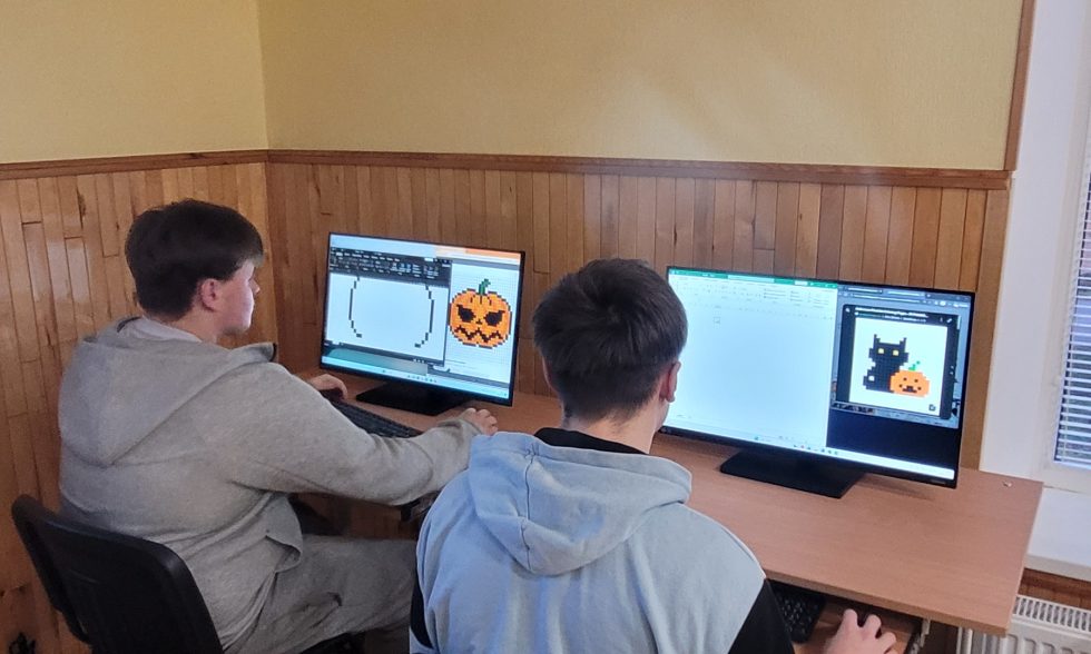 1000020145 Helovino nuotaika informatikos pamokose